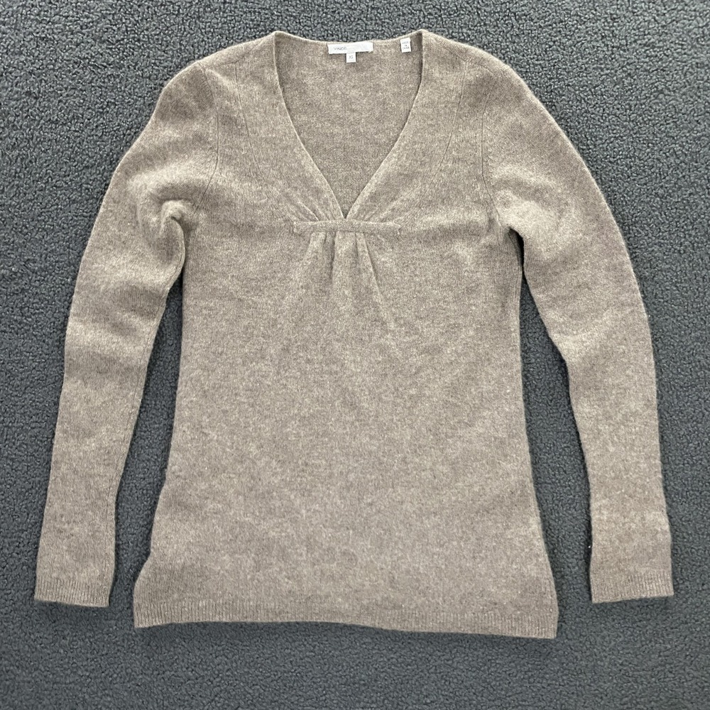Vince Cashmere Babydoll Sweater Womens‎ XS Oatmeal Fitted Soft Fuzzy VTG Y2K